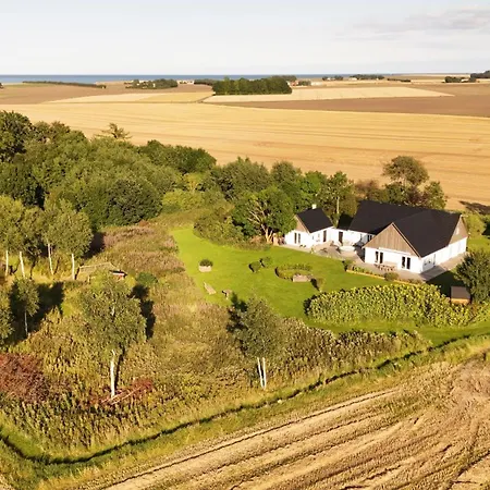Semesterbostad Sea View, Nature Plot And Wellness At Karlby Klint